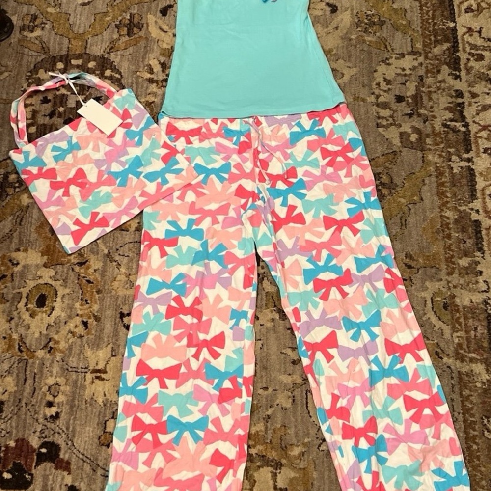 Victoria's Secret Pajama Set with Bow Pattern
